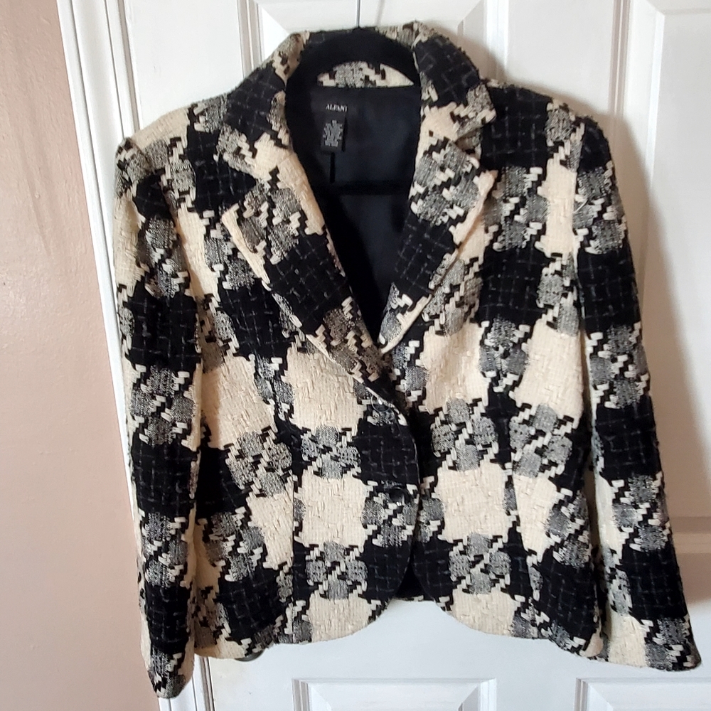 Womens Suit